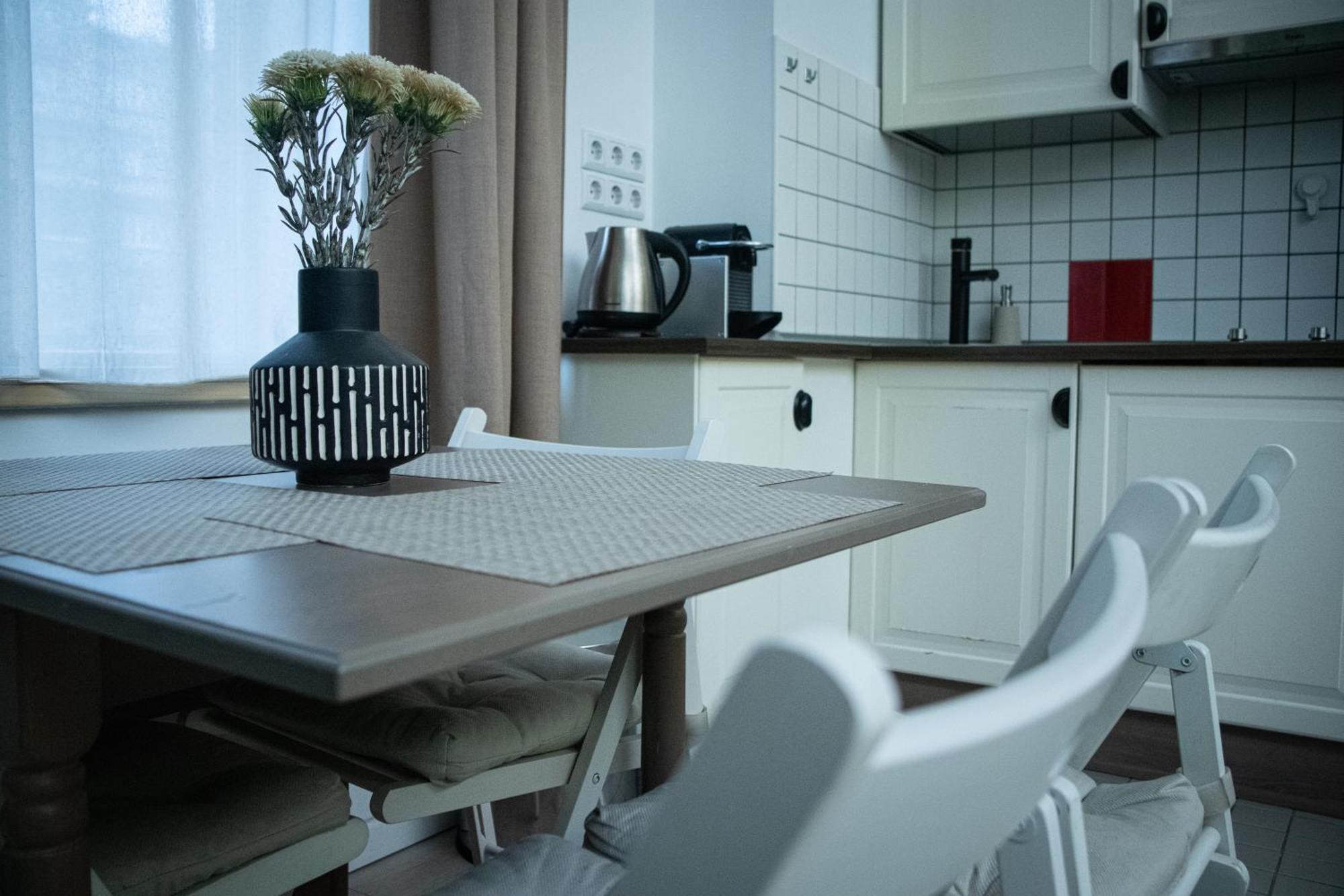 Appartement House4you - Balcescu Bucarest